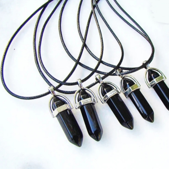 BLACK ONYX CRYSTAL POINT healing PENDANT NECKLACE - Picture 3 of 6